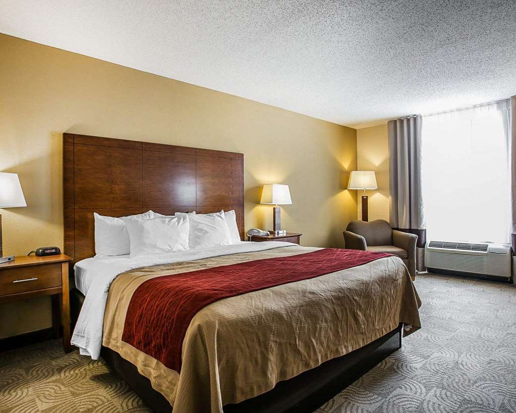 Comfort Inn&Suites Santee Habitación foto