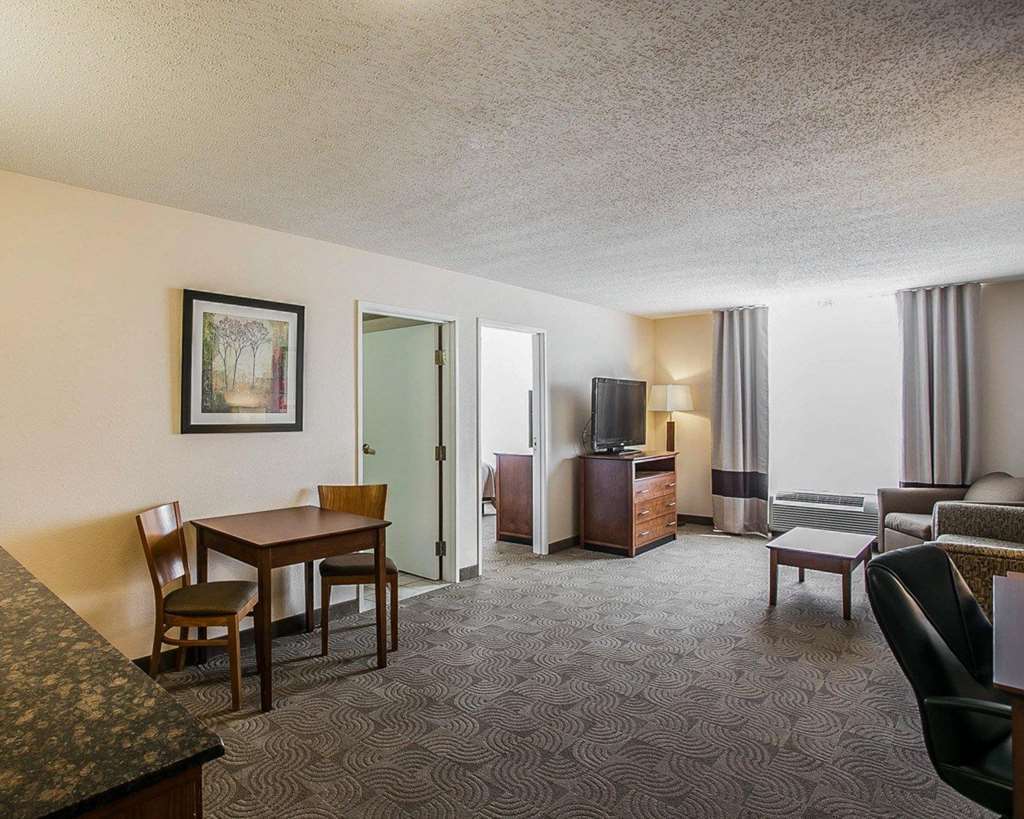 Comfort Inn&Suites Santee Habitación foto